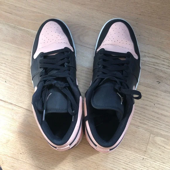 Air Jordan 1 Low 'Crimson Tint' Sneaker Men's Size 11 Black 553558-034